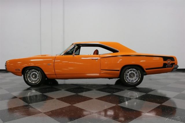 1970 Orange Dodge Coronet