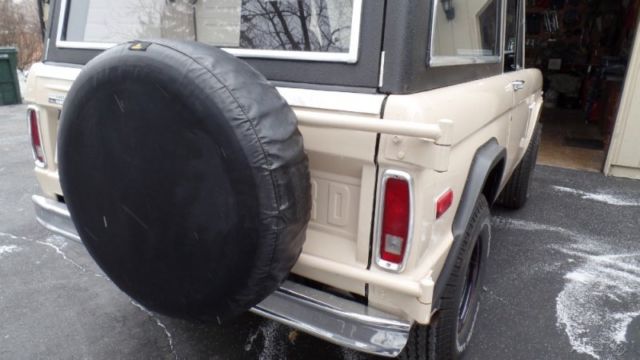 1970 Brown Ford Bronco