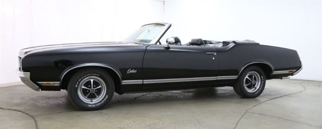 1970 Black Oldsmobile Cutlass