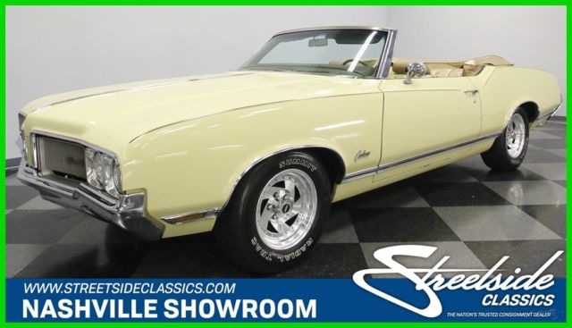 1970 Tan Oldsmobile Cutlass