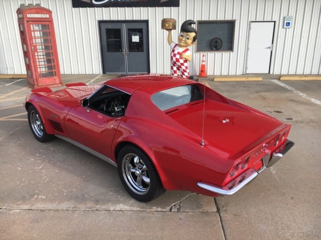 1970 Red Chevrolet Corvette