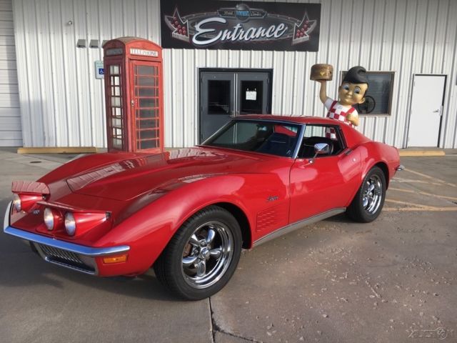 1970 Red Chevrolet Corvette