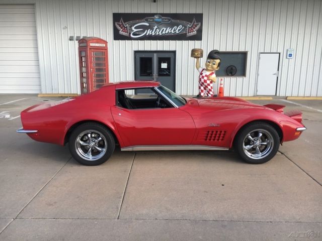 1970 Red Chevrolet Corvette
