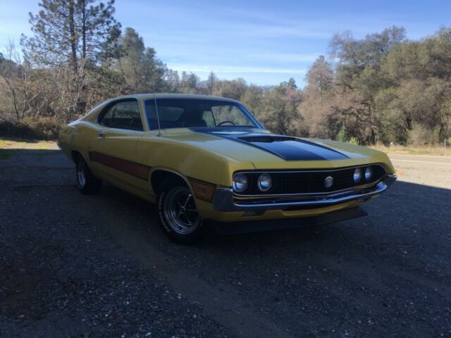 1970 Yellow Ford Torino Coupe