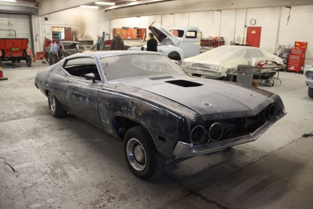 1970 Blue Ford Torino Coupe