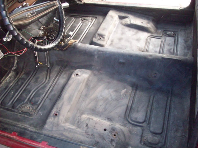 1970 Red Ford Torino