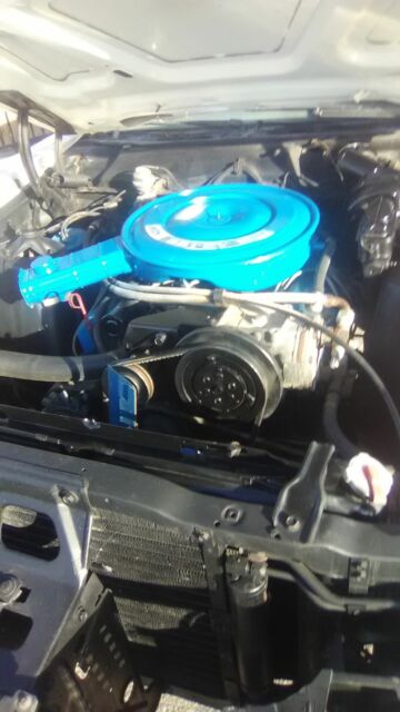 1970 Yellow Ford Torino Coupe