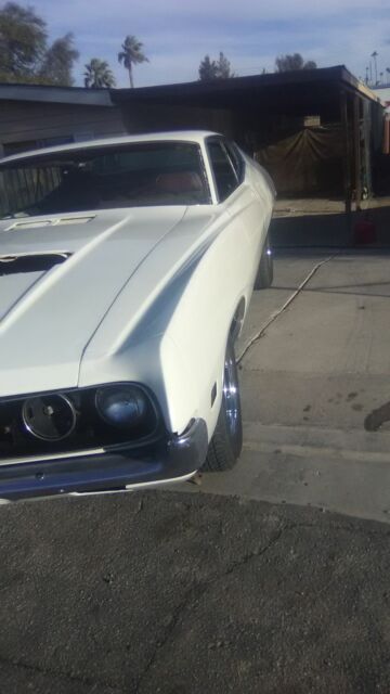 1970 Yellow Ford Torino Coupe