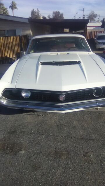 1970 Yellow Ford Torino Coupe