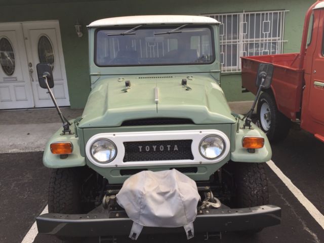 1970 Green Toyota Land Cruiser SUV