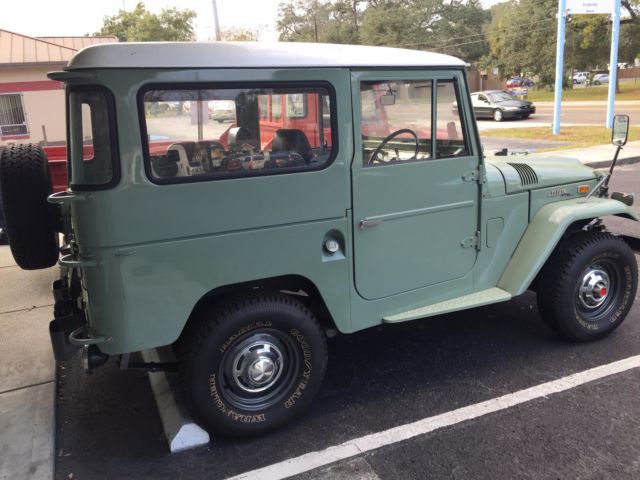 1970 Green Toyota Land Cruiser SUV