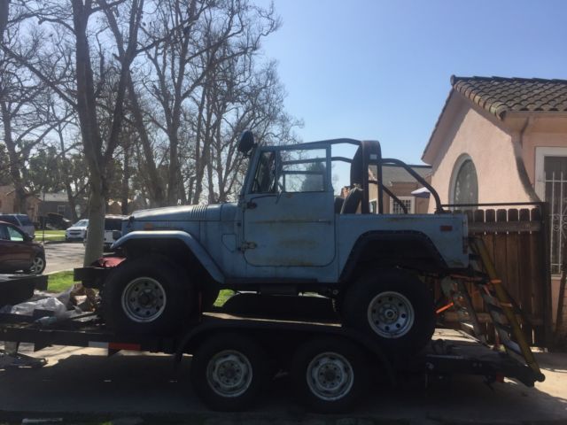 1970 Blue Toyota FJ Cruiser