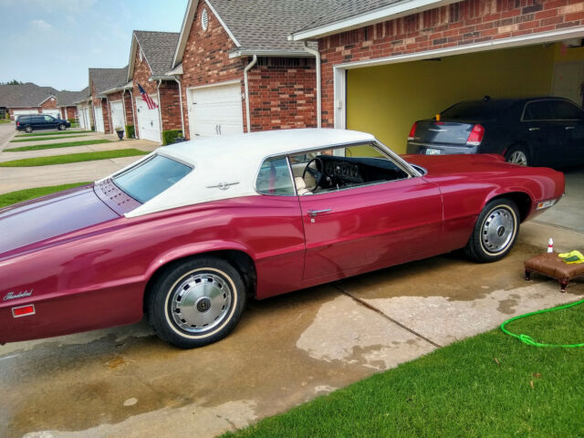 1970 Burgundy Ford Thunderbird Coupe