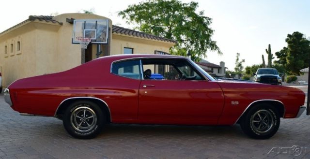 1970 Red Chevrolet Chevelle Coupe