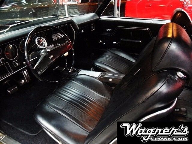 1970 Gold Chevrolet Chevelle Coupe