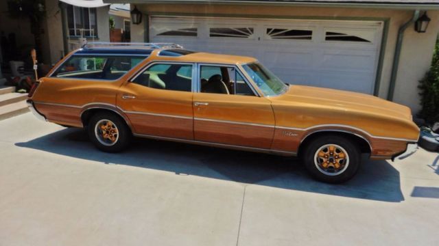 1970 Gold Oldsmobile Other Wagon