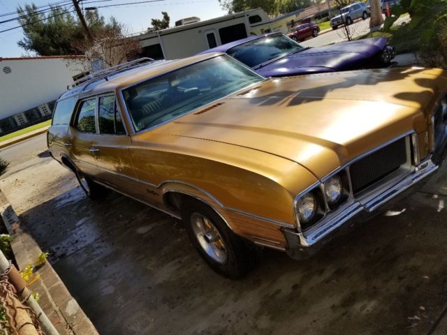 1970 Gold Oldsmobile Other Wagon