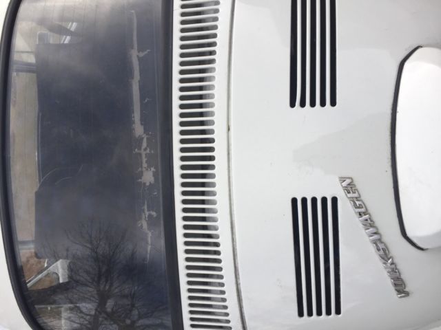 1970 White Volkswagen Beetle - Classic Coupe