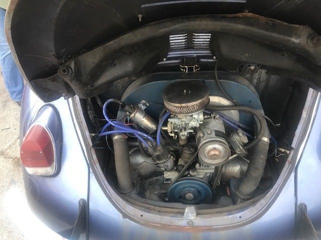 1970 two tone Volkswagen Beetle - Classic Coupe