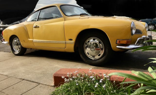 1970 YELLOW Volkswagen Karmann Ghia Coupe