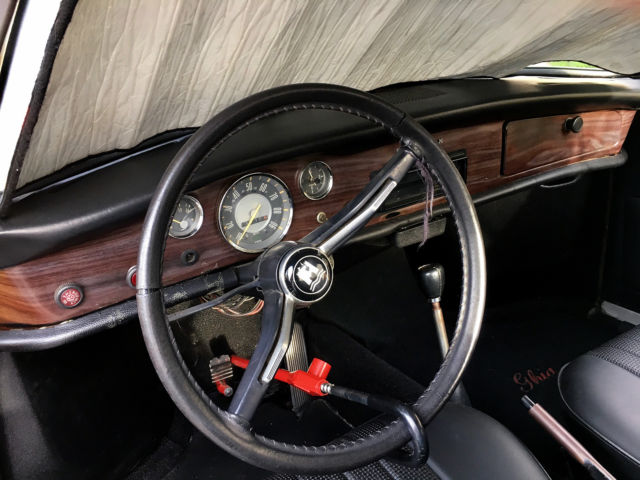 1970 YELLOW Volkswagen Karmann Ghia Coupe