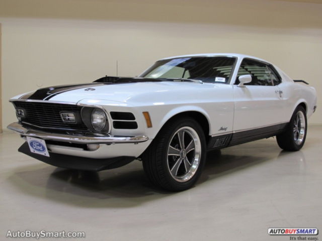 1970 White Ford Mustang
