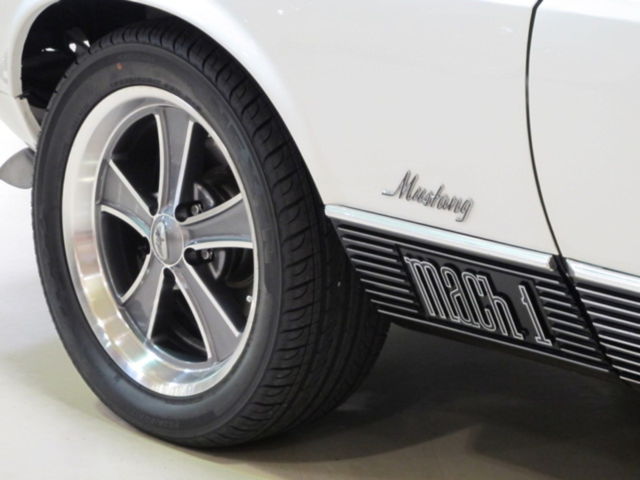 1970 White Ford Mustang