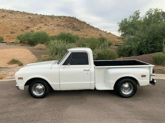 1970 White Chevrolet C-10