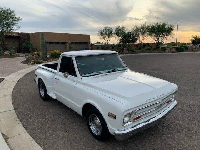 1970 White Chevrolet C-10