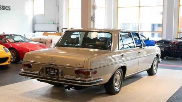 1971 Tan Mercedes-Benz 300-Series Sedan