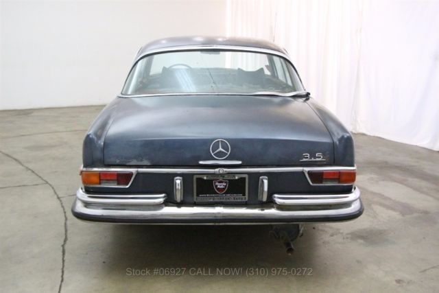 1971 Silver Mercedes-Benz 200-Series