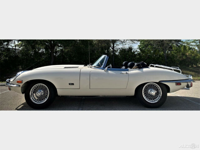 1971 White Jaguar E-Type