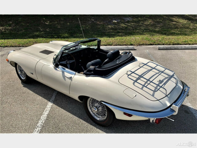 1971 White Jaguar E-Type