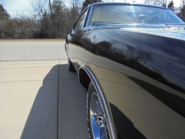 1971 black Oldsmobile 442 Coupe