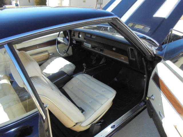 1971 black Oldsmobile 442 Coupe