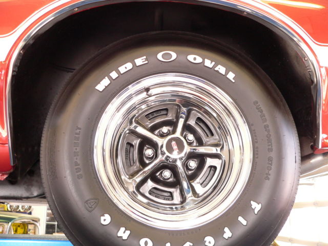 1971 Orange Oldsmobile 442