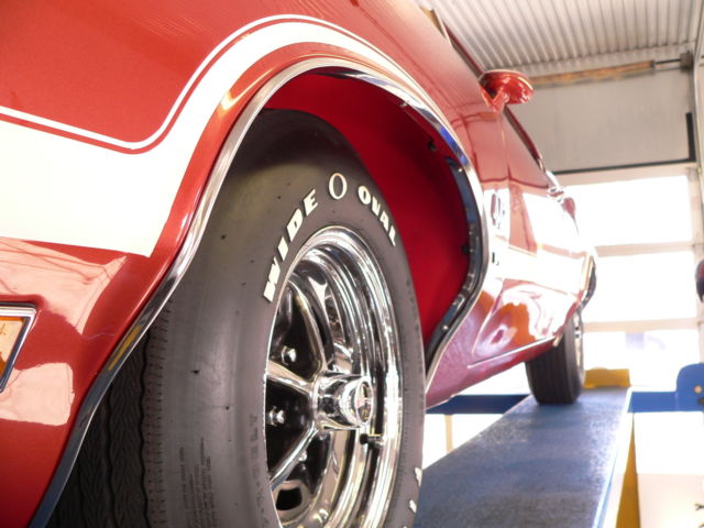 1971 Orange Oldsmobile 442