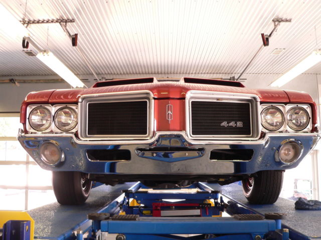 1971 Orange Oldsmobile 442