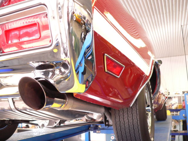 1971 Orange Oldsmobile 442