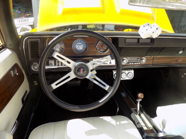 1971 Yellow Oldsmobile 442 Convertible