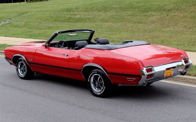 1971 Black Oldsmobile Cutlass Convertible
