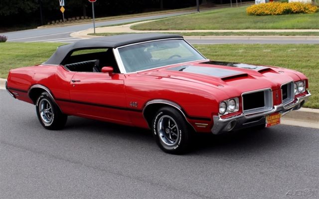 1971 Black Oldsmobile Cutlass Convertible
