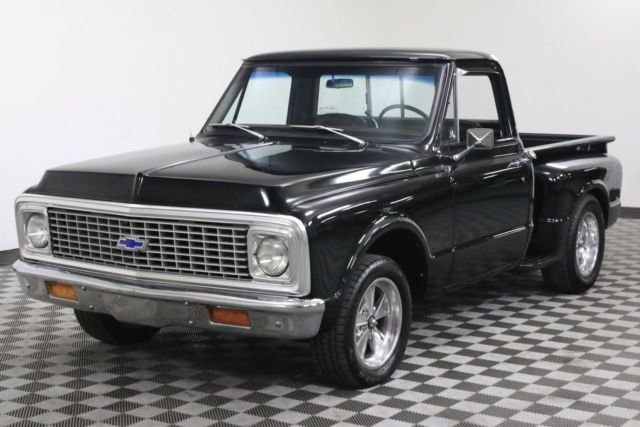 1971 Black Chevrolet C10