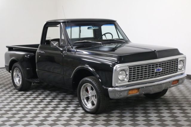 1971 Black Chevrolet C10