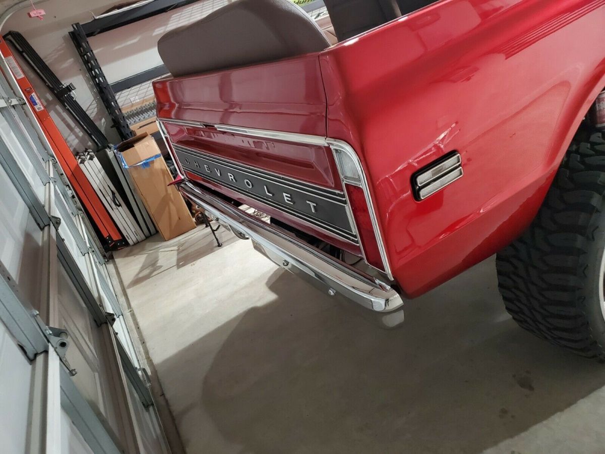 1971 Red Chevrolet Blazer
