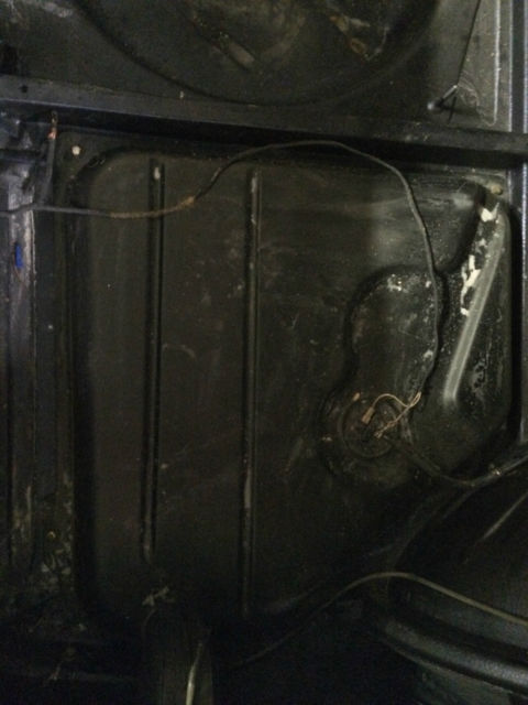 1971 White BMW 2002 Coupe