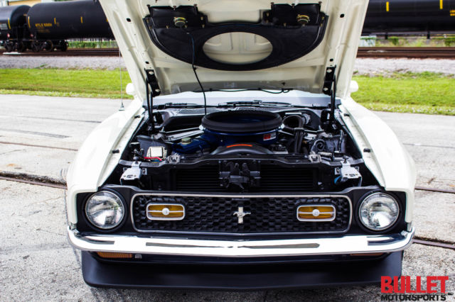 1971 white Ford Mustang coupe