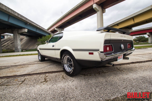 1971 white Ford Mustang coupe