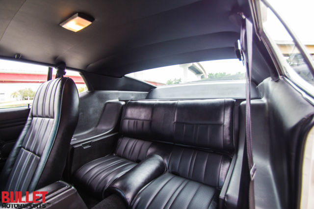 1971 white Ford Mustang coupe