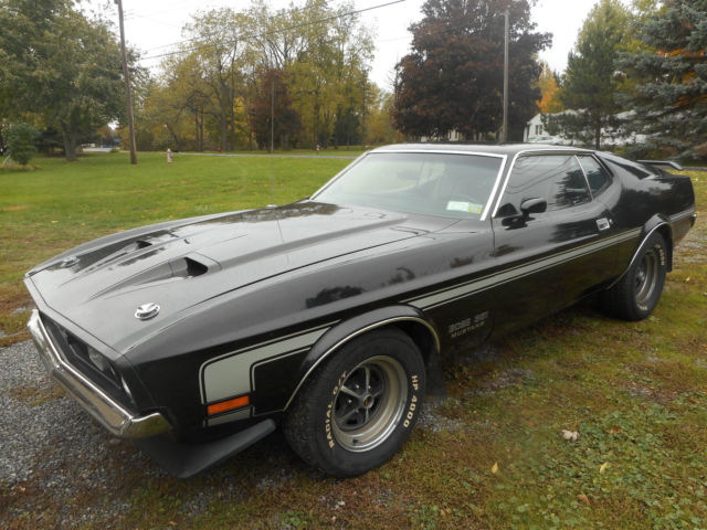 1971 Black Ford Mustang Fastback
